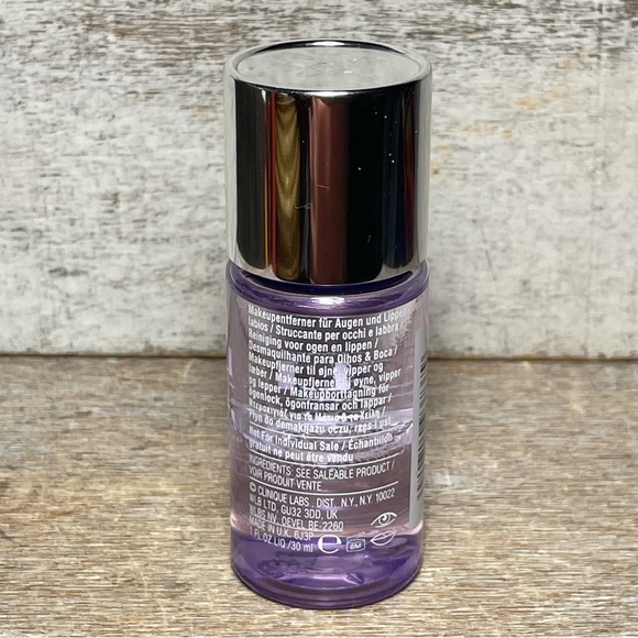 Clinique Take The Day Off Makeup Remover For Lids, Lashes & Lips 1 fl oz/30mL - Picture 5 of 10